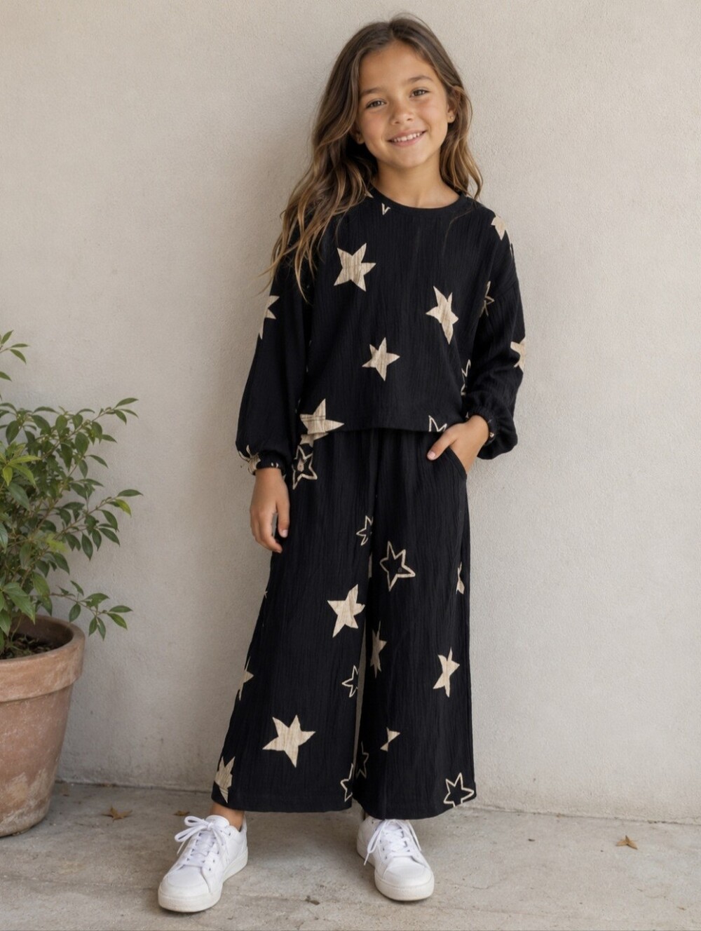 Minimalist Folk Co. 2 Pieces Set Outfit.